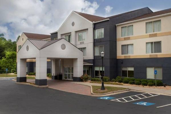 Fairfield Inn & Suites Macon