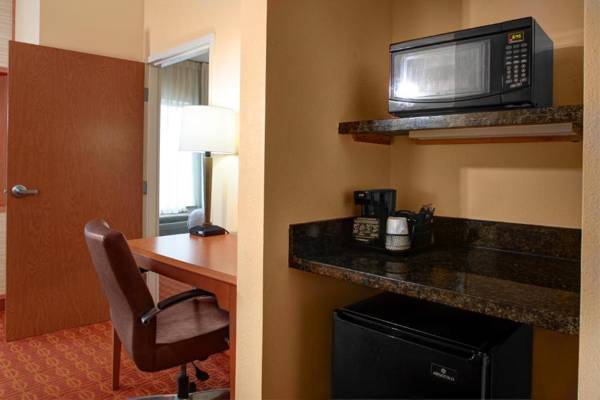 Fairfield Inn & Suites Atlanta McDonough