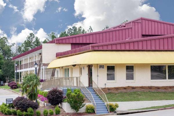 Days Inn by Wyndham Milledgeville