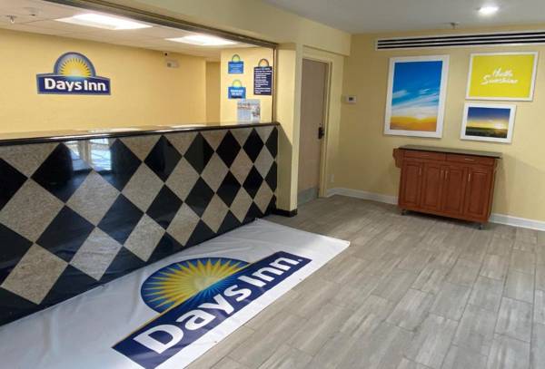 Days Inn by Wyndham Atlanta/Southlake/Morrow