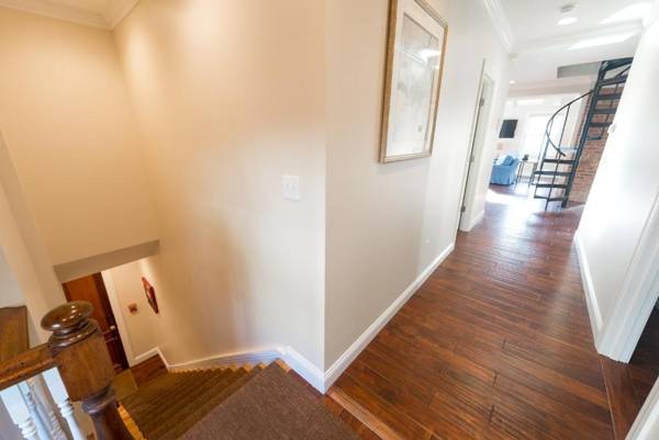 The Newport Lofts - 410 Thames Street