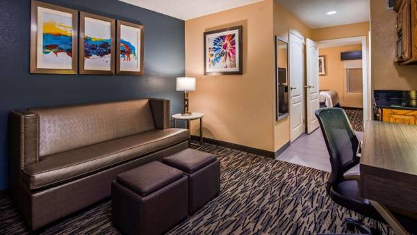 Best Western Bradbury Inn & Suites