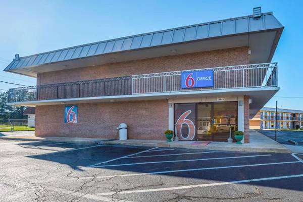 Motel 6-Perry GA