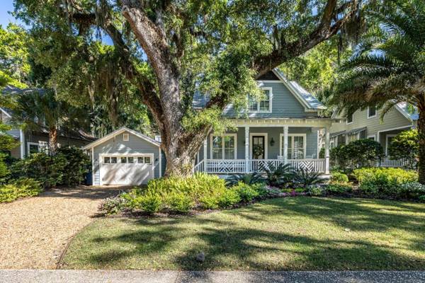 1052 Village Oals lane