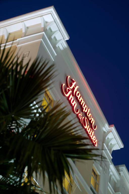 Hampton Inn & Suites Savannah/Midtown