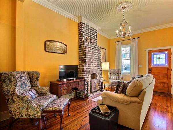 Heated Pool Access 5 Star Flex Cancelation Grocery Delivery