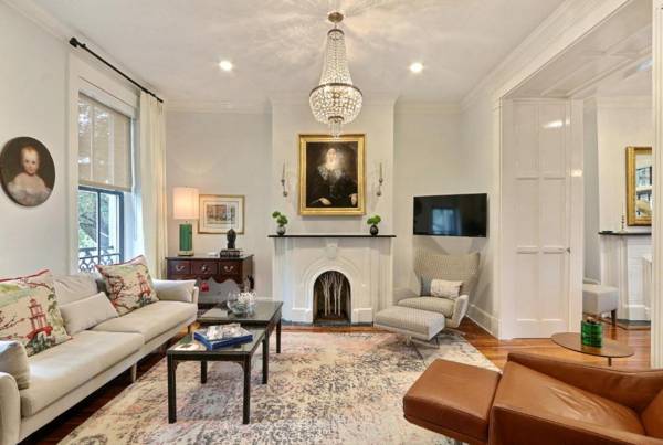 Isaac LaRoche House Estate