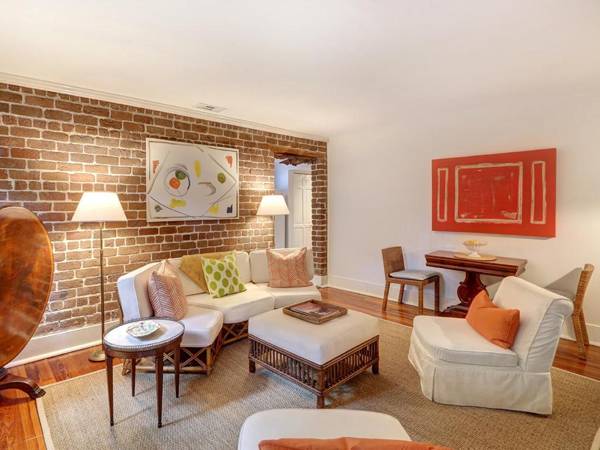 Jones Street Retreat