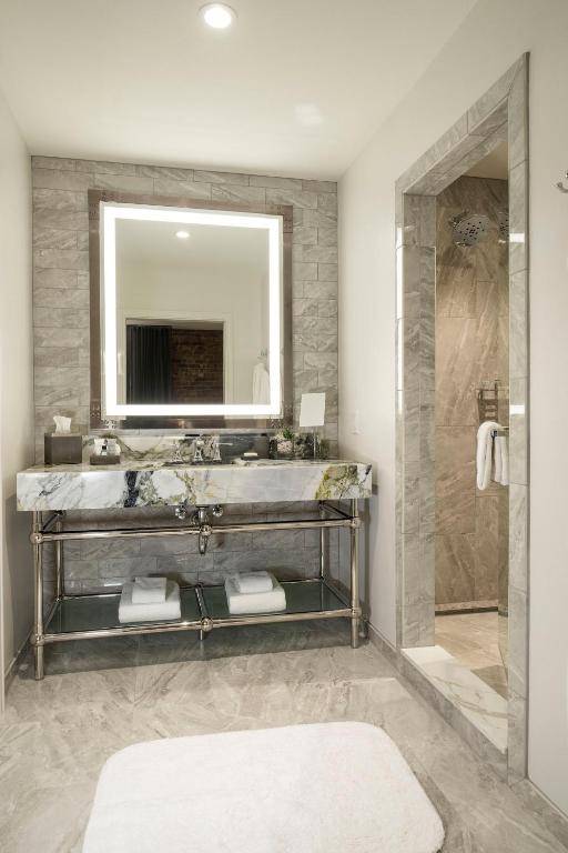 JW Marriott Savannah Plant Riverside District