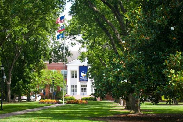 Holiday Inn Statesboro-University Area an IHG Hotel