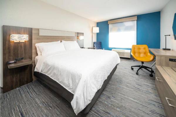 Workspace - Holiday Inn Express and Suites Atlanta-Johns Creek an IHG Hotel