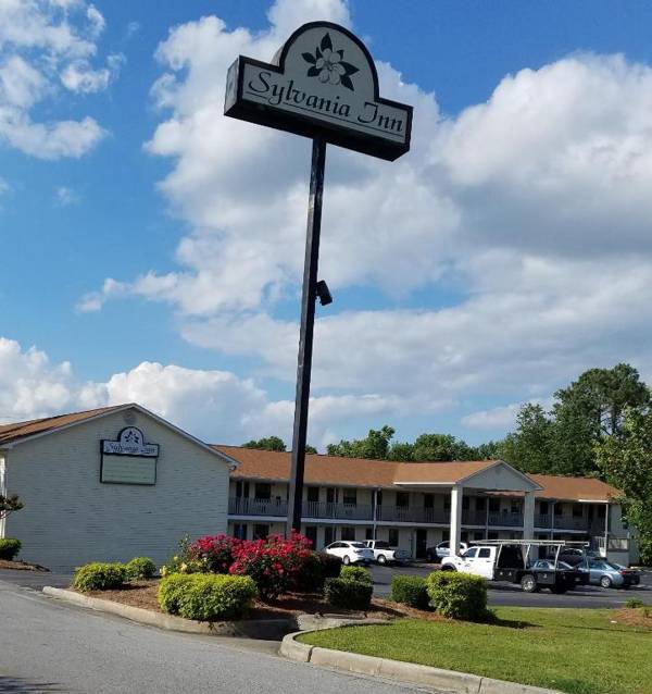 Sylvania Inn-SylvaniaStatesboro GA-Georgia Southern Univ GSU