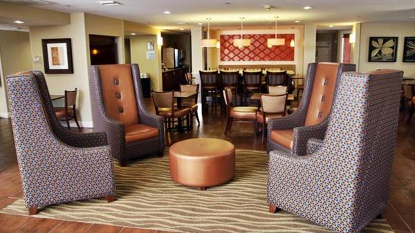 Holiday Inn Express Tifton an IHG Hotel