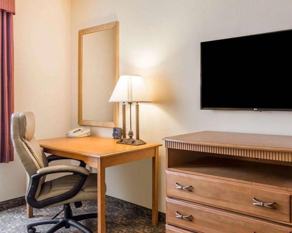 Workspace - Comfort Suites