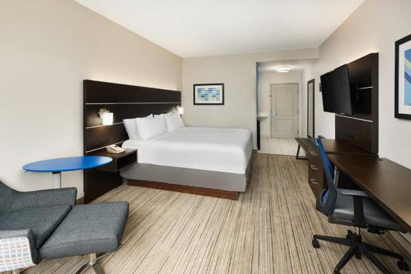 Workspace - Holiday Inn Express & Suites - Valdosta an IHG Hotel