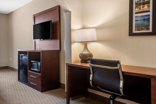 Workspace - Comfort Inn & Suites Villa Rica