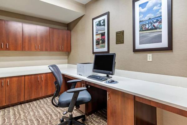 Workspace - Comfort Suites near Robins Air Force Base