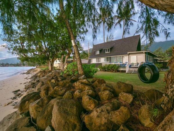 Magic North Shore Beach House 30 day rental PCC BYU