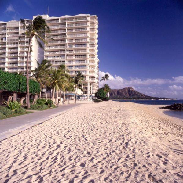 Waikiki Shore Beachfront