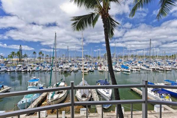 Ilikai Marina #386