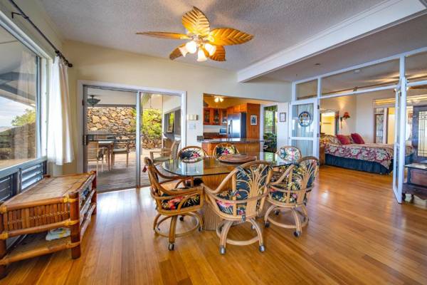 Oceanfront Lahaina Front Street Private Home