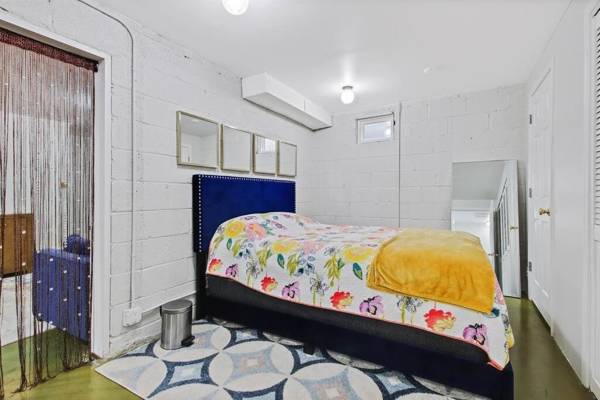 Feeling Groovy Vintage 1960’s Home in Boise Bench 3 bed/3 bath