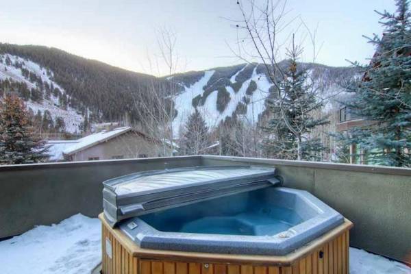 Sage Road Townhome 320A - Bald Mt Views Private Hot Tub & Fits Up To 18 Guest