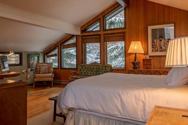 Northwood Home - New Listing - Luxury Home With Room for the Family