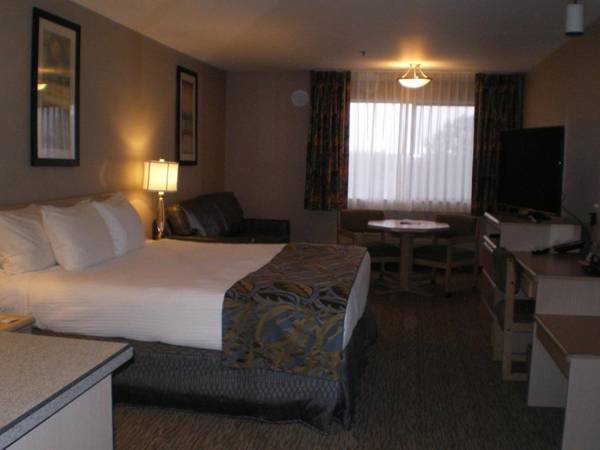 Shilo Inn Suites Hotel - Nampa Suites