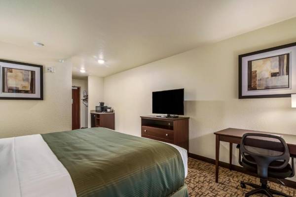 Workspace - Cobblestone Hotel & Suites - Victor