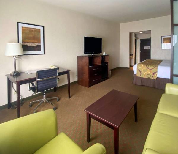 Antioch Inn & Suites Near Gurnee