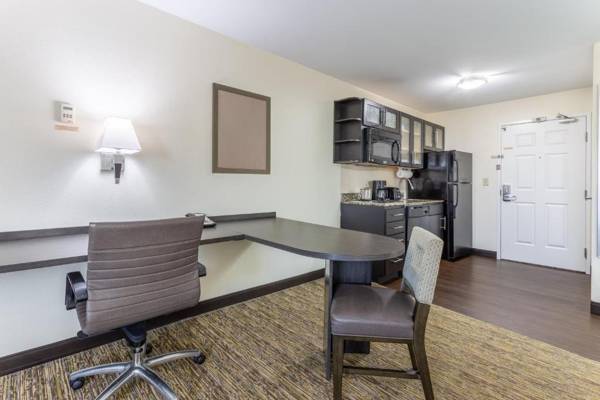 Candlewood Suites Aurora-Naperville an IHG Hotel