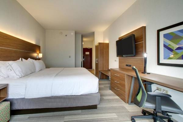 Workspace - Holiday Inn Express & Suites Aurora - Naperville an IHG Hotel