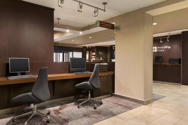 Workspace - Courtyard by Marriott Bloomington Normal