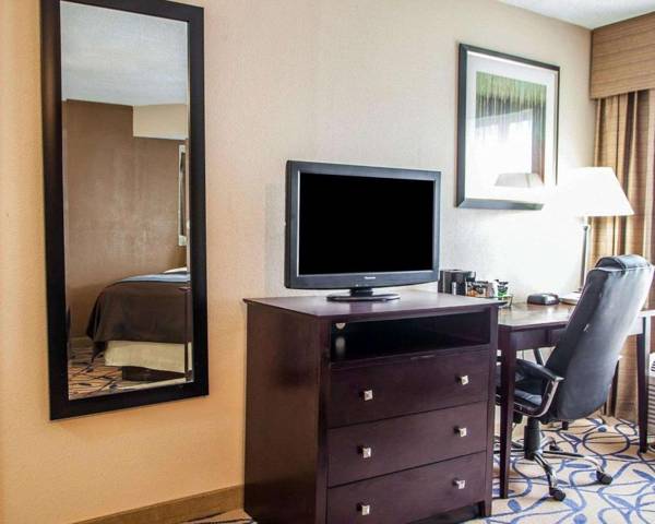 Workspace - Comfort Inn Bourbonnais near I-57