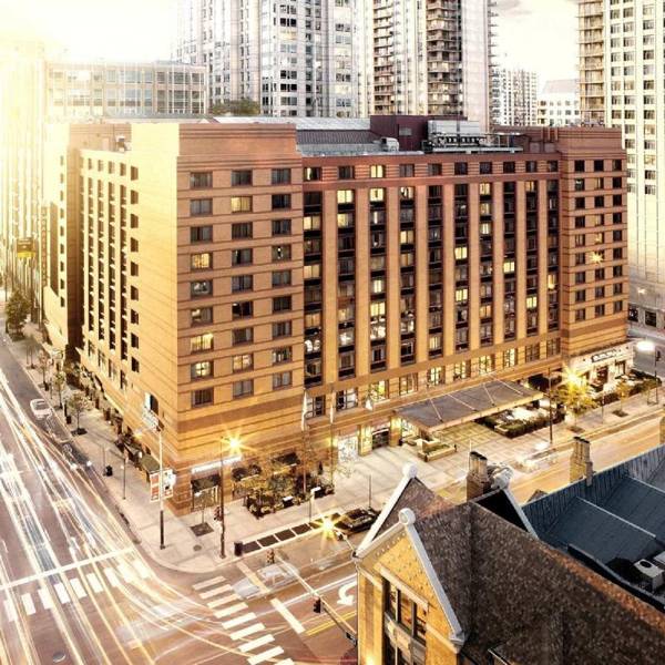 Embassy Suites Chicago - Downtown River North