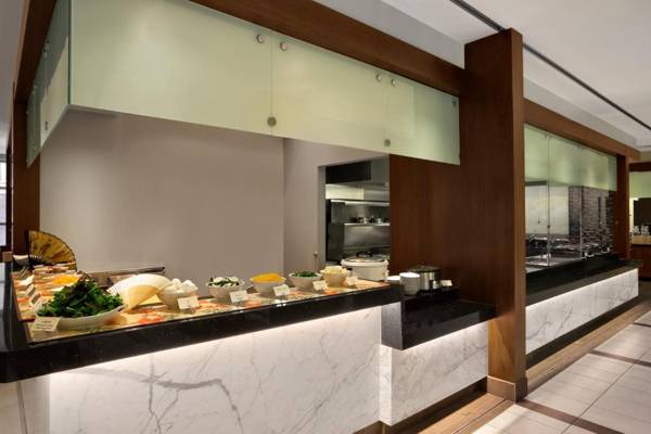 Embassy Suites Chicago - Downtown River North