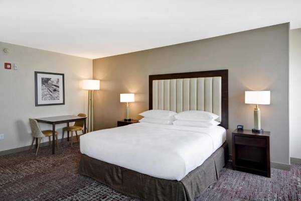 DoubleTree by Hilton Chicago Midway Airport IL