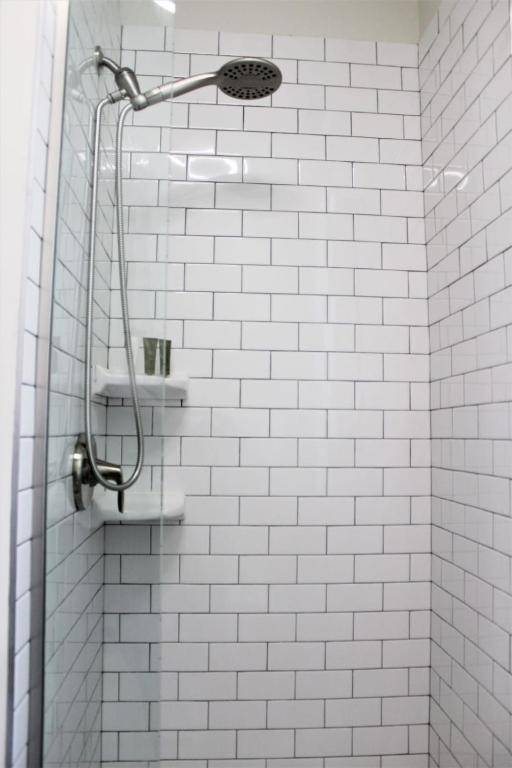 Updated West Town 2BR with W&D by Zencity