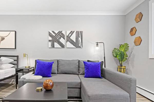 Cozy Modern Studio in Lakeview near Lincoln Park