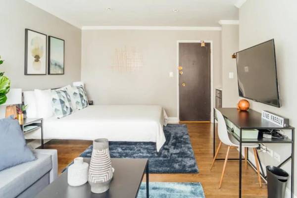 Fully Furnished Studio plus WiFi Amazing Deal