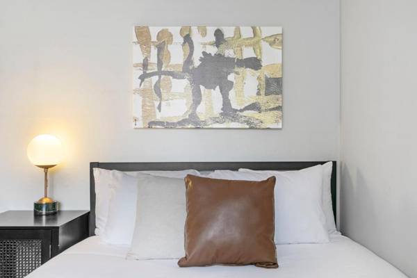 Comfy Studio Apt Easy Access to All