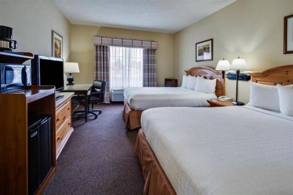 Holiday Inn Express & Suites Chicago West - St Cha