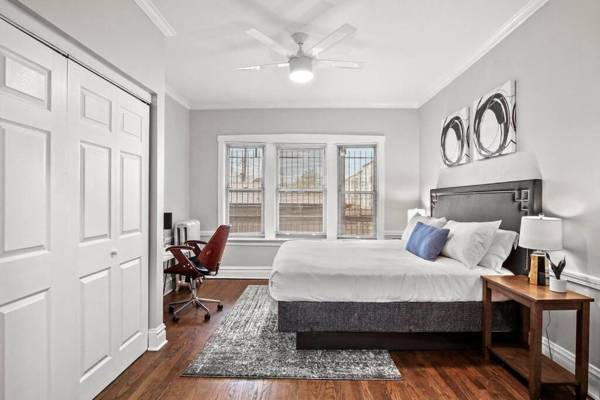 Workspace - Classy 2BR Spacious Apt in Ideal Location