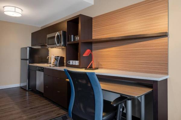 Workspace - TownePlace Suites by Marriott St. Louis Edwardsville IL