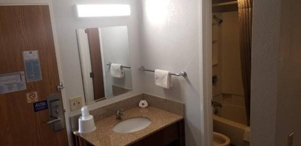 Motel 6-Elk Grove Village IL - O'Hare