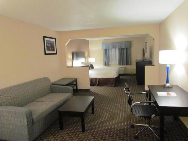 Ramada by Wyndham Glendale Heights/Lombard