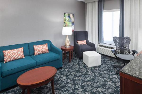 Hilton Garden Inn Lake Forest Mettawa