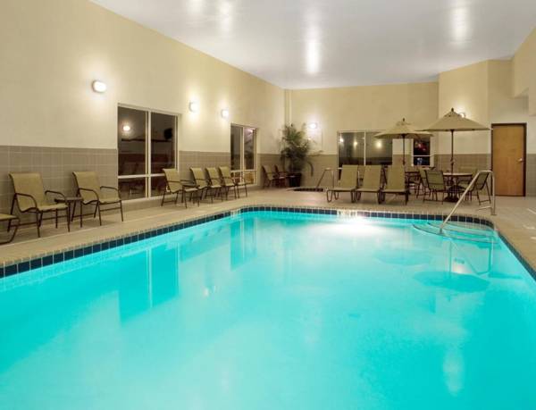 Holiday Inn Express Hotel & Suites Lake Zurich-Barrington an IHG Hotel