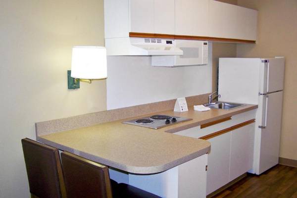 Extended Stay America Suites - Chicago - Lombard - Oakbrook